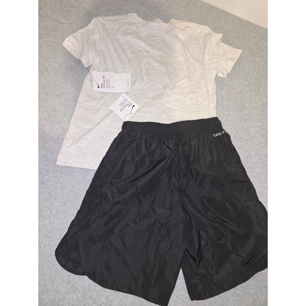 Nike Boys 2-Piece Set T-Shirt and Dri-FIT Shorts Grey Black 86L852-023 Size 7 - Picture 5 of 5